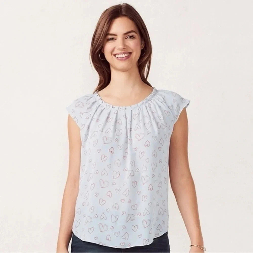 LC Lauren Conrad Love, Lauren Pleated Top Arctic Ice Hearts Blouse Size S Small